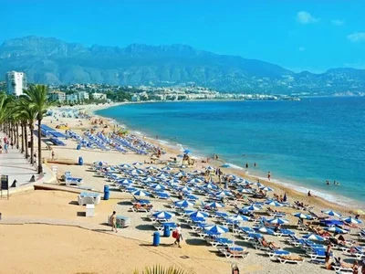 Отель Продажа отеля 2★ в центре Benidorm Old Town – 4,6 млн €